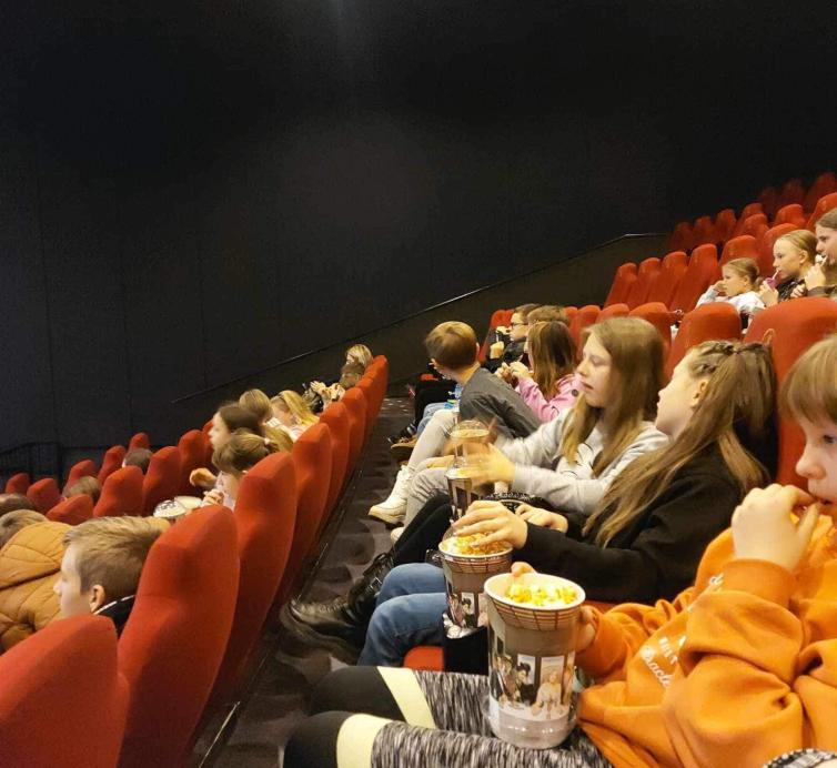Vaikų dienos centro išvyka į kiną
