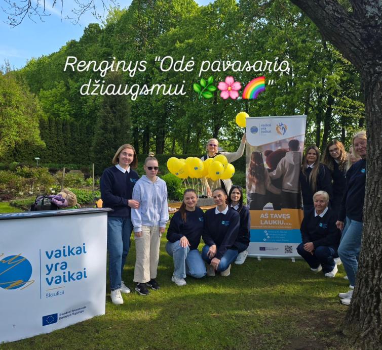 Globos centro darbuotojos renginyje „Odė pavasario džiaugsmui“
