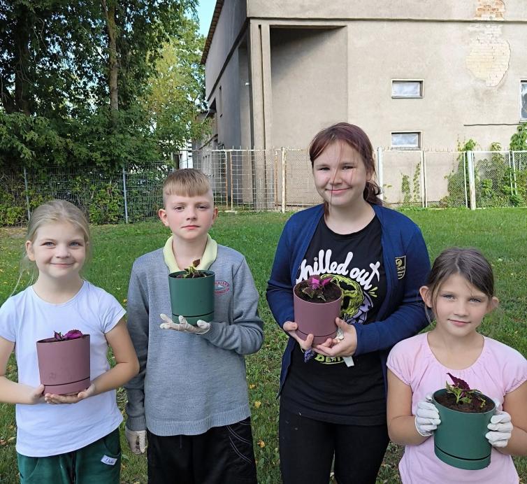 Žaliasis užsiėmimas – mokomės sodinti ir rūpintis